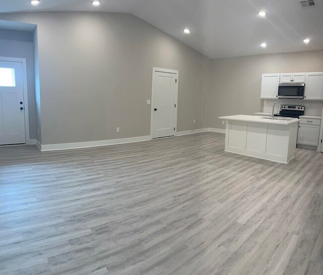 Photo - 12938 E Blake St