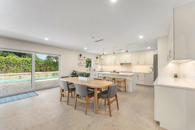 Photo - 1070 Marble Way