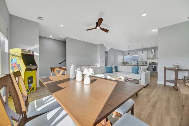 Photo - 4120 W North A St Unit ID1324837P