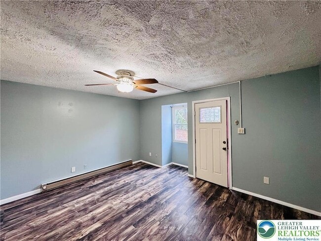 Photo - 402 S Bradford St