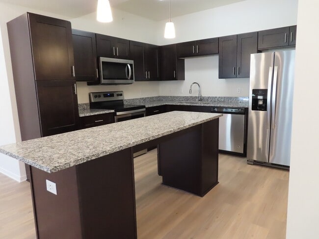 Photo - Renaissance Pointe