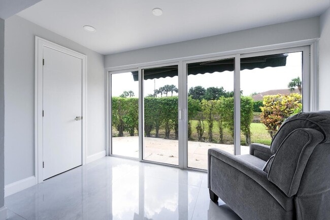 Photo - 21070 Covington Dr