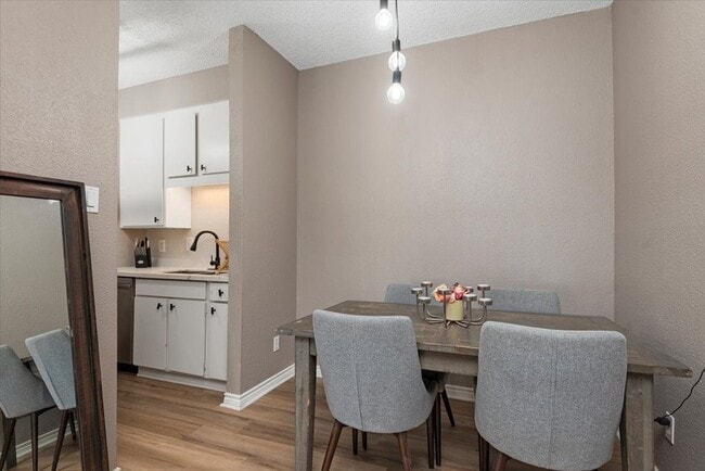 Photo - 10047 Westpark Dr Unit 33