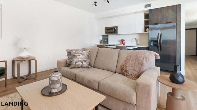 Building Photo - 632 Howard Rd SE Unit 1042