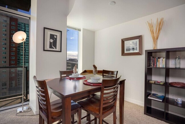 Photo - 930 15th St Unit ID1013131P