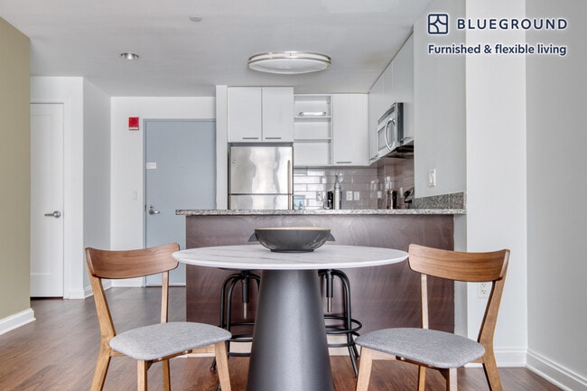 Photo - 285 Third St Unit FL6-ID838