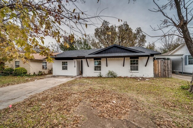 Photo - 2110 Aggie Dr
