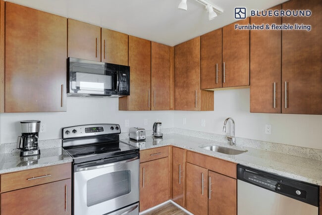 Photo - 11418 Rockville Pike Unit FL12-ID923