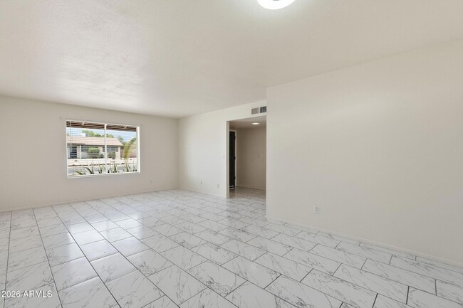 Photo - 4731 W Paradise Ln