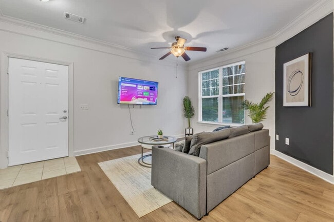 Photo - 7617 Almaden Way Unit ID1284647P