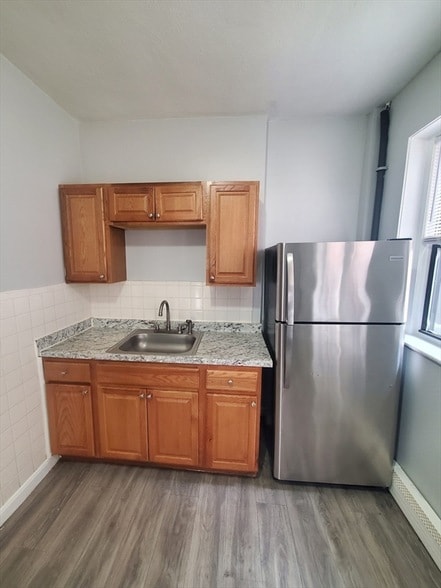 Photo - 10 Abbotsford St Unit 5