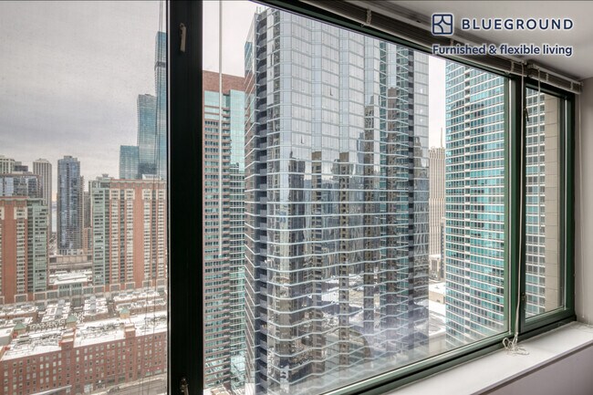 Photo - 420 E Ohio St Unit FL35-ID582