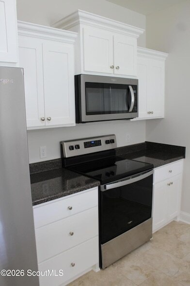 Photo - 282 Bridgewater Ln