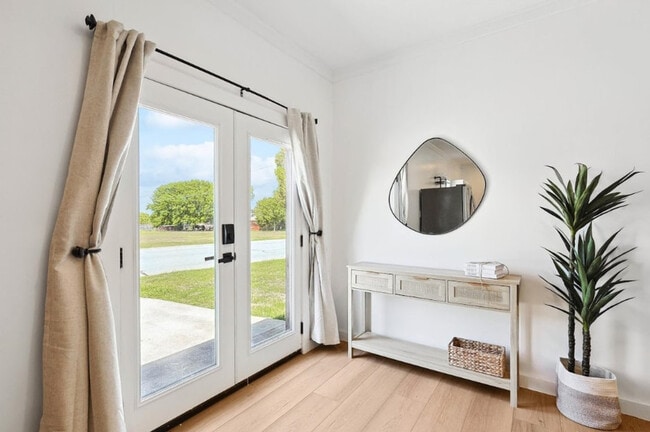 Photo - 3322 Darby Ln Unit ID1056456P