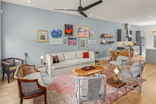 Photo - 703 SE A St Unit ID1241316P