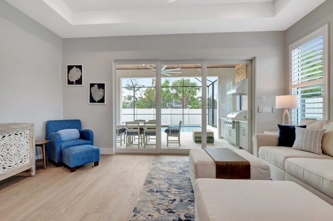 Building Photo - 846 95th Ave N Unit FL1-ID1073510P