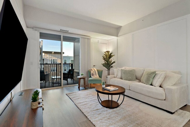 Building Photo - 28294 Ferry Rd Unit SI ID1366989P