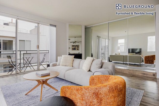 Building Photo - 1443 N Fuller Ave Unit FL4-ID1344