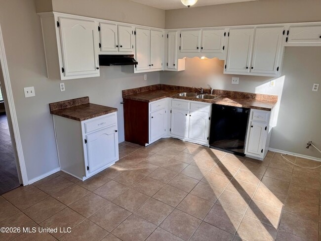 Photo - 6440 Lynnfield Rd