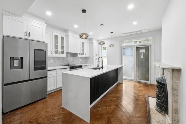 Photo - 105 St Felix St Unit 1