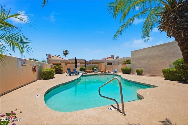 Photo - 2157 E Alameda Dr