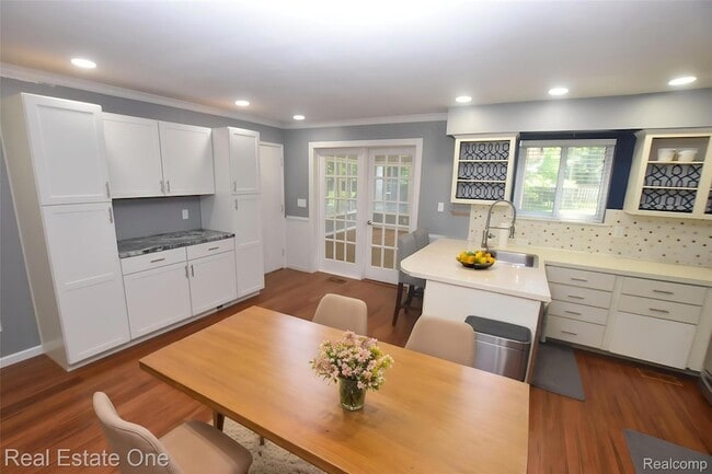 Photo - 2571 Red Arrow Dr