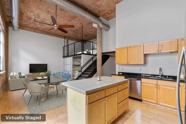 Photo - 521 S 7th St