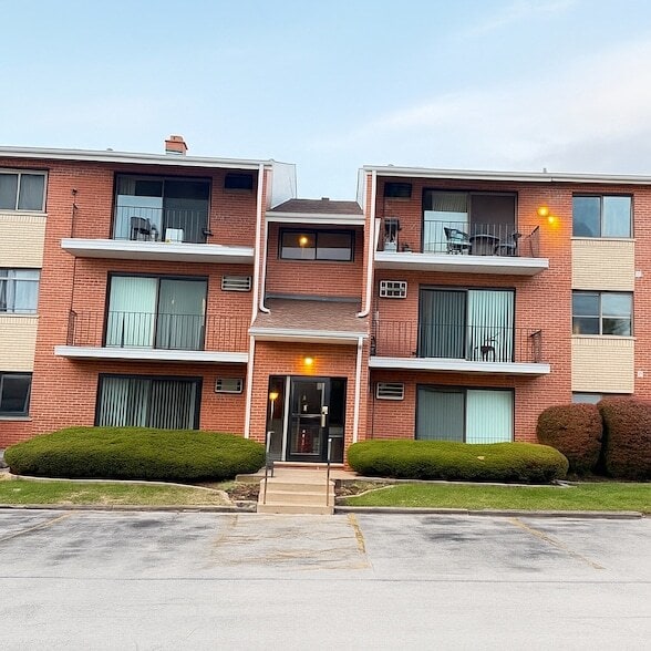 Building Photo - 7305 W 157th St