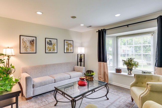 Building Photo - 739 Corral Dr Unit SI ID1596258P