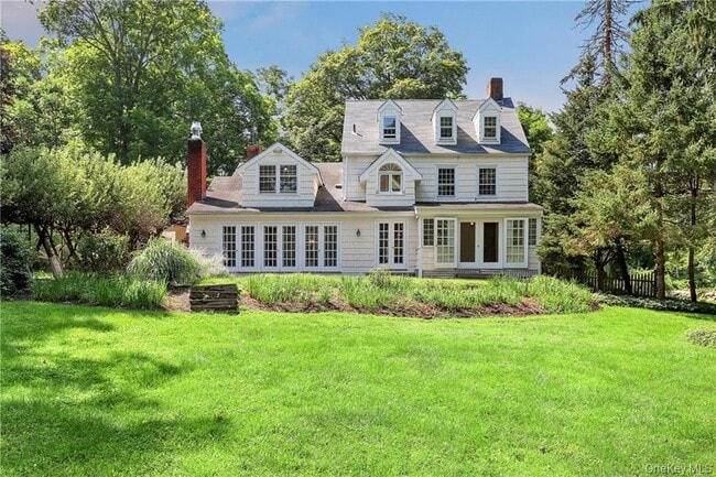 Photo - 264 Titicus Rd