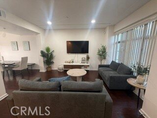 Photo - 879 Michigan Blvd Unit B