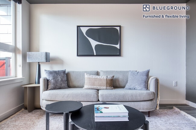 Photo - 1530 Belmont Ave Unit SI FL4-ID262