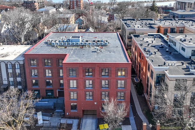 Photo - 517 W Main St