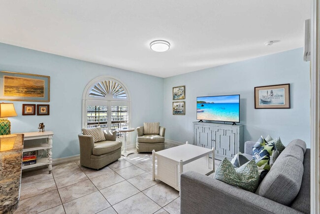 Building Photo - 655 8th Ave S Unit SI ID1504166P