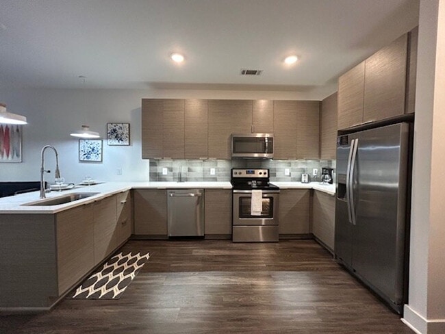 Photo - 455 Legends Pl Unit ID1332024P