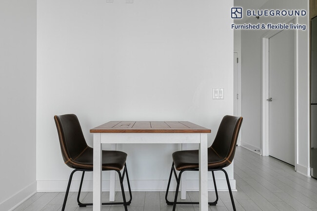 Photo - 1035 W Van Buren St Unit GO FL18-ID1181