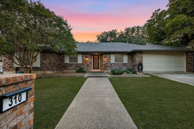 Photo - 310 Twisted Wood Dr Unit ID1351726P