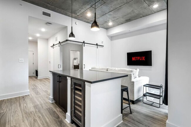 Photo - 617 N 12th St Unit SI ID1312551P