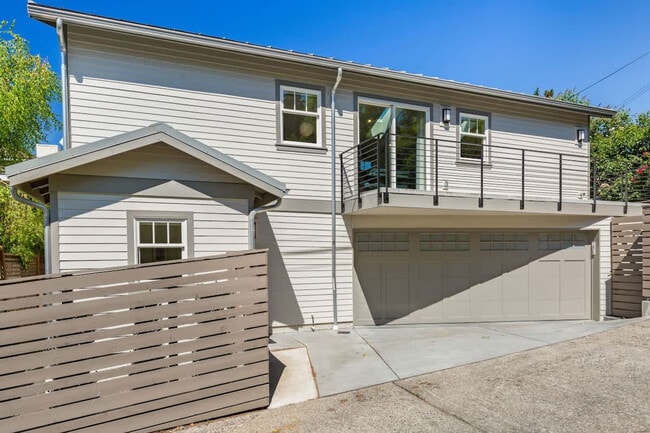 Photo - 3224 13th Ave W Unit ID1299041P