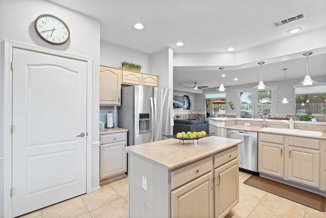 Photo - 17824 N Stone Haven Dr Unit SI ID1546271P