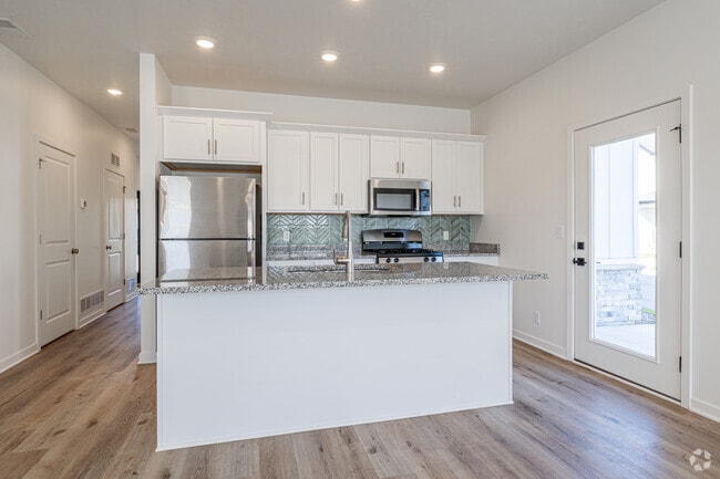 3BR, 2.5BA - 1,965SF - Kitchen - 11295 Sessions Dr NW