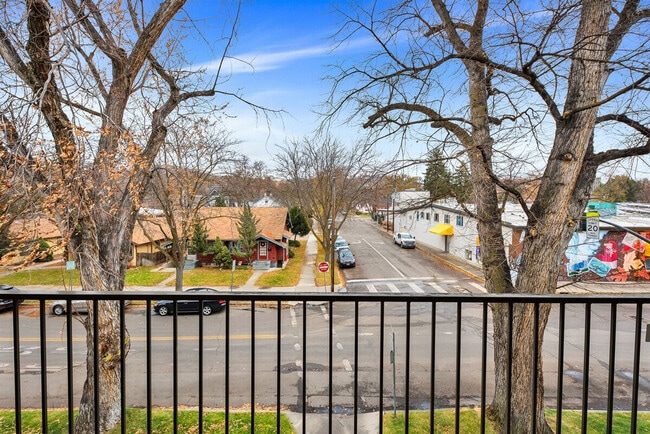 Photo - 925 N 9th St Unit SI ID1547111P