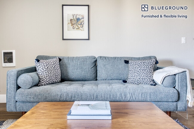 Photo - 900 E Hillsdale Blvd Unit SI FL3-ID585