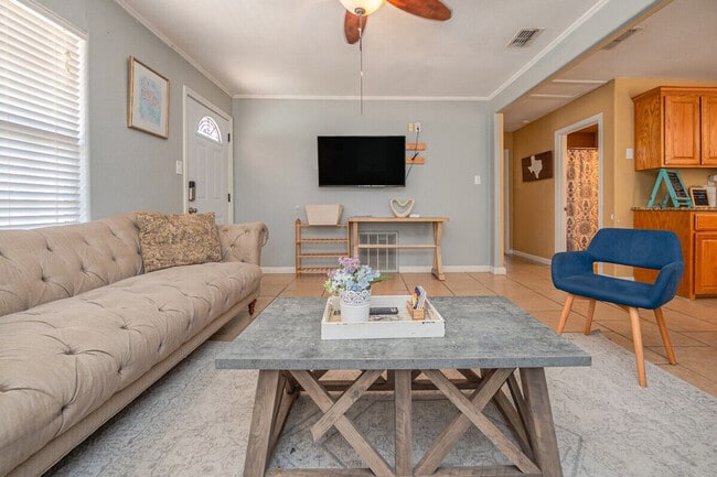 Photo - 1131 S 8th St Unit ID1268400P