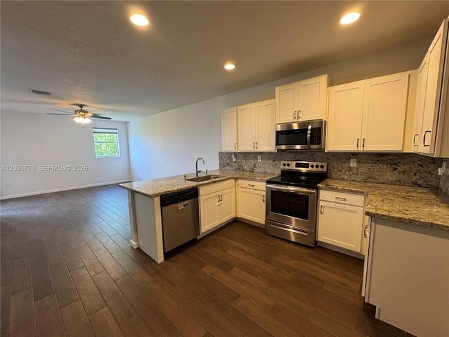 Photo - 2373 SE 14th St
