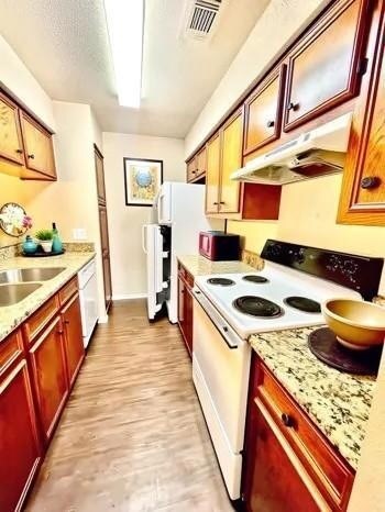 Photo - 10616 Mellow Ln Unit 40B