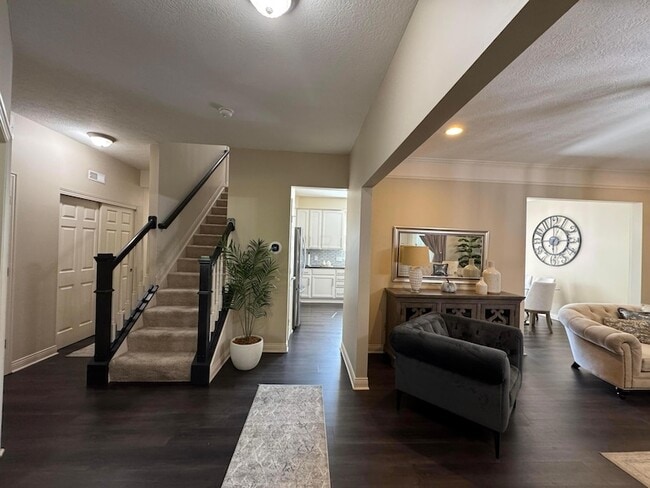 Photo - 5985 Inslee Rd