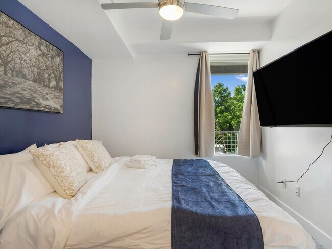 Photo - 360 S 400 W Unit SI ID1594739P