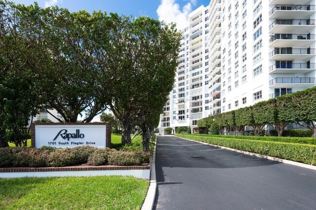 Building Photo - 1701 S Flagler Dr Unit APT 709