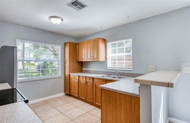 Photo - 6704 Interbay Blvd